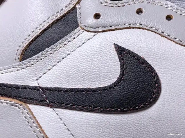 Reps TB OG Jordan SB High Nike Bone x Air 1 CD6578-006 Light 0412
